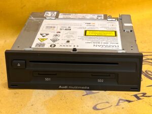 JEDNOSTKA MMI NAWIGACJA CZYTNIK SD PŁYT AUDI TT 8S