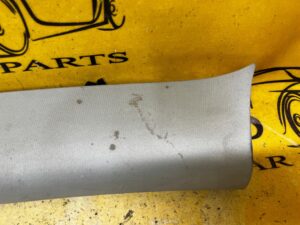 OSŁONA POSZYCIE SŁUPKA A PRZÓD PRAWY PRAWE TESLA MODEL 3 PRZEDLIFT