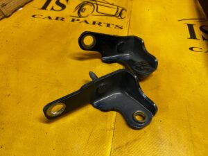 ZAWIASY DRZWI PRAWY PRZÓD FORD KUGA MK3