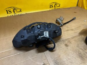 ZACISK HAMULCOWY PRZÓD LEWY BREMBO LAND ROVER DISCOVERY V L462