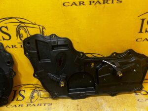 PANEL DRZWI LEWY PRZÓD LR RANGE ROVER EVOQUE II L551