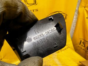 OSŁONA ZAŚLEPKA DRZWI PRZÓD RĄCZKI KLAMKI TOYOTA HILUX VIII 8