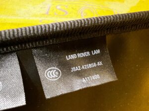 ROLETA ROLETKA SZYBY BAGAŻNIKA TYŁ RANGE ROVER VELAR L560