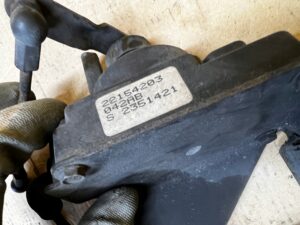 CZUJNIK POZIOMOWANIA LAMP TYŁ LEWY CHEVROLET CORVETTE C5 97-04