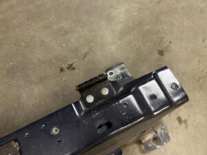 STELAŻ PODSTAWA POPRZECZKA FOTELI 3 RZĘDU MERCEDES GLS X166 890