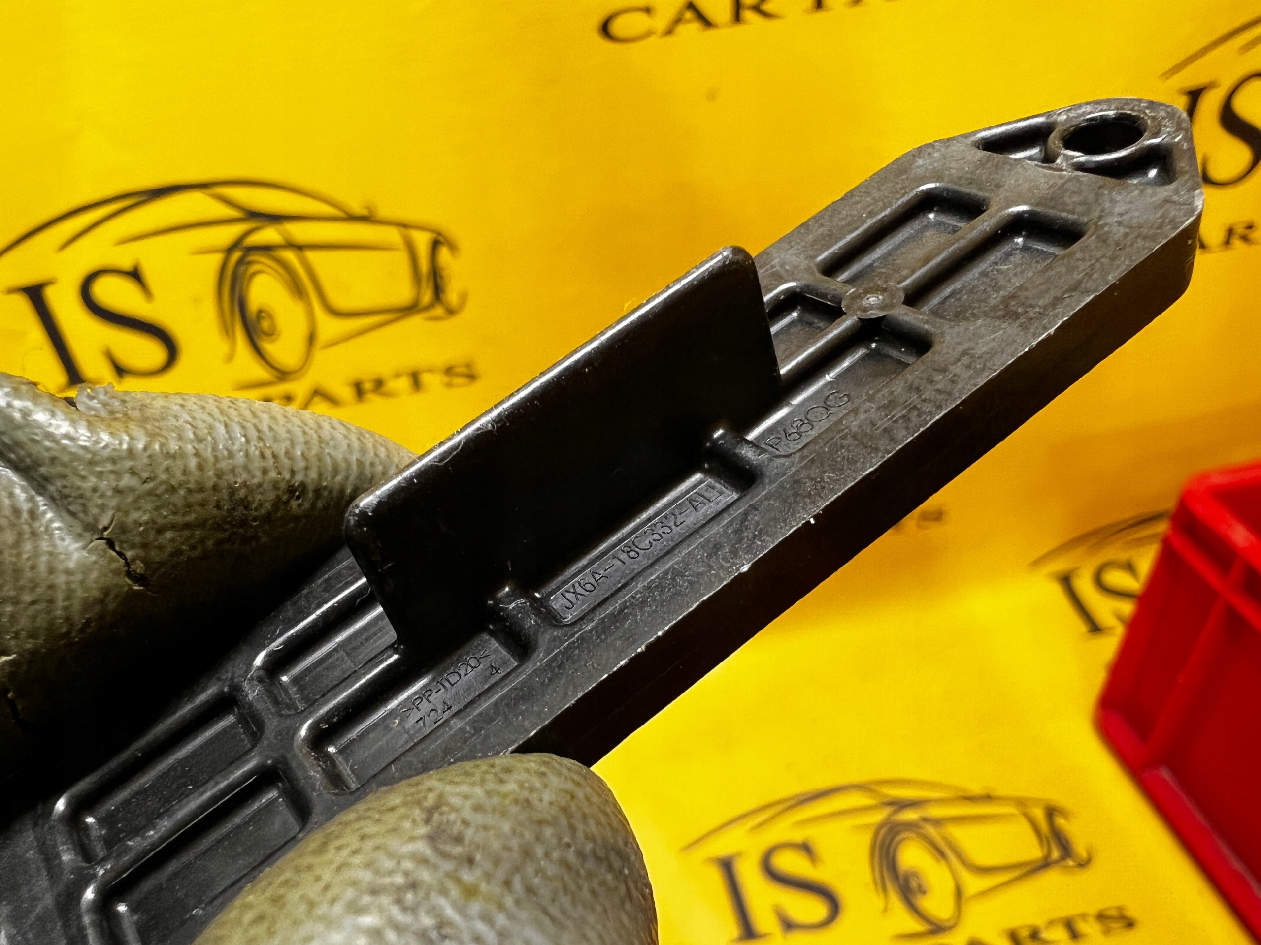 WSPORNIK MOCOWANIE LISTWA OSŁONA FORD KUGA MK3