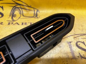 KRATKA NAWIEWU ŚRODKOWA DACIA SANDERO STEPWAY III 2023R