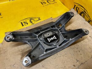 ŁAPA PODUSZKA PODPORA MOCOWANIE SKRZYNI BIEGÓW PORSCHE MACAN 95B 2.0 TFSI