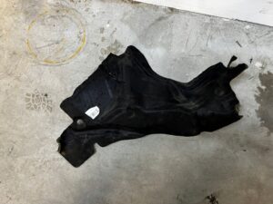 BLACHA OSŁONA OBUDOWA TERMICZNA ŚCIANY GRODZIOWEJ LEWA FORD EXPLORER MK6