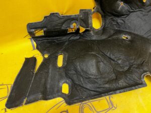 WYGŁUSZENIE BOCZEK BAGAŻNIKA PRAWE PRAWY BMW 2 F22