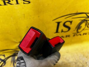 ZAPINKA PASA PASÓW BEZPIECZEŃSTWA TYŁ PEUGEOT 3008 I