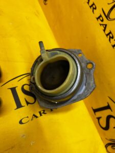 ŁAPA PODUSZKA PODPORA SILNIKA BMW X5 F15 X6 F16 3.0 D N57