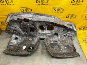 WYGŁUSZENIE ŚCIANY GRODZIOWEJ FORD KUGA MK3 VIGNALE