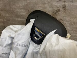 KOMPLET WYSTRZELONA DESKA KOKPIT PULPIT KONSOLA AIRBAG DACIA JOGGER 2022R