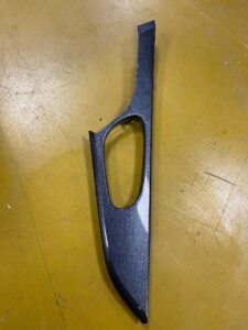 DEKOR LISTW CARBON PRAWY PRZÓD NISSAN X-TRAIL T32