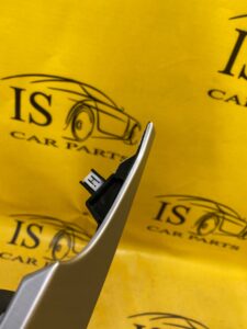 LISTWA DEKOR DESKI PRAWA FORD MUSTANG MK6 VI