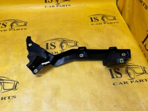 MOCOWANIE POSZYCIA OSŁONY SŁUPKA C TYŁ LEWY PORSCHE PANAMERA 970 I LIFT