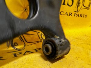 WAHACZ PRZEDNI PRZÓD LEWY KIA SORENTO III 3