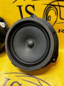 GŁOŚNIK DRZWI AUDI A8 D5 A3 8V A6 C8 4K9035411