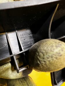 ZAŚLEPKA OSŁONA MASKOWNICA LAND ROVER DISCOVERY 5 V L462