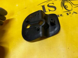 OSŁONA ZAŚLEPKA MASKOWNIKA PRAWA BMW X6 E71