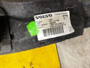 TAPICERKA BOCZEK BAGAŻNIKA TYŁ PRAWY PRAWA 7 OSÓB VOLVO XC90 II