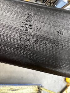 KANAŁ POWIETRZA TYŁ TUNELU ŚRODKOWEGO VW T-ROC