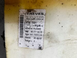 WYKŁADZINA WYGŁUSZENIE DYWAN MATA PODŁOGI PEUGEOT 308 T9 HB EU