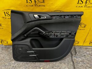 BOCZEK TAPICERKA DRZWI PRZÓD PRAWY PORSCHE CAYENNE 7P5 LIFT BOSE