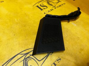 OSŁONA ZAŚLEPKA MASKOWNICA GŁOŚNIKA DESKI KONSOLI PRAWA PORSCHE MACAN 95B