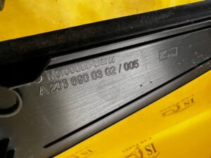 OSŁONA NAKŁADKA OKŁADZINA BAGAŻNIKA LEWA MERCEDES C-KLASA W206