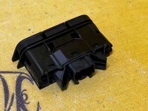 PANEL PRZEŁĄCZNIK PRZYCISK PDC FORD KUGA MK3 UK