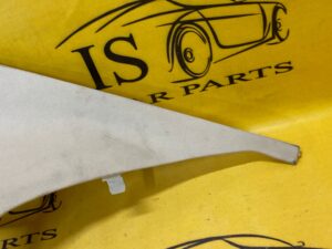 OSŁONA POSZYCIE SŁUPKA PRAWY TYŁ MERCEDES W257