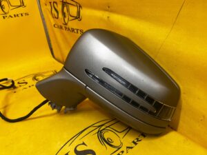 LUSTERKO ZEWNĘTRZNE LEWE 20 10+10 PIN ASYSTENT MERCEDES CLS W218 EU