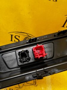 PRZYCISK PRZEŁĄCZNIK LPG DESKI KONSOLI DACIA SANDERO III 2023R