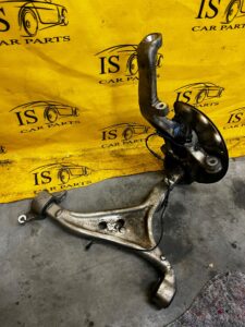 ZWROTNICA PIASTA WAHACZ PRZÓD LEWY MERCEDES GL X166 4.7 V8 4MATIC