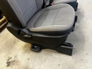 KOMPLET FOTELE KANAPA PRZÓD TYŁ AIRBAG ISOFIX FORD ESCAPE MK4 USA