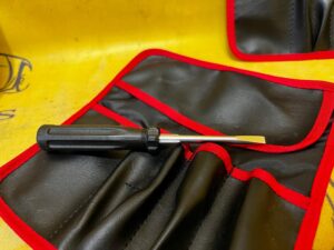 POKROWIEC NA NARZĘDZIA ŚRUBOKRĘT BMW F22 240I LCI