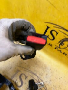 ZAPINKA ZAMEK KLAMRA PASA TYŁ RANGE ROVER EVOQUE L538 3 DRZWI