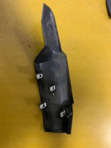 LEWA OSŁONA ZAŚLEPKA TUNELU ŚRODKOWEGO AUDI Q7 4M