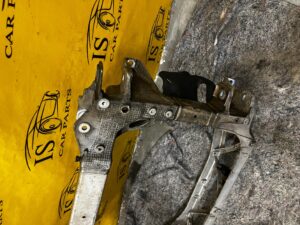 KOMPLET SANKI BELKA OŚ ZAWIESZENIA PRZÓD PORSCHE PANAMERA 3.0 TDI HYBRYDA