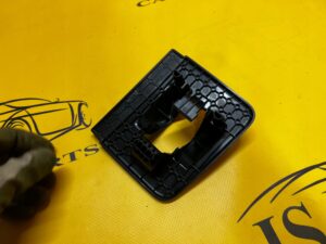 LEWA OSŁONA ZAŚLEPKA SZYNY FOTELA AUDI SQ7 Q7 4M0