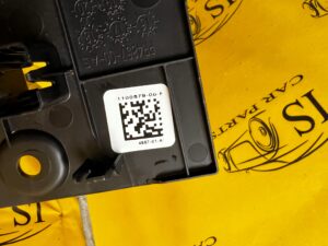 OSŁONA DOLNA DESKI ROZDZIELCZEJ KIEROWCY LEWA TESLA MODEL 3 PRZEDLIFT