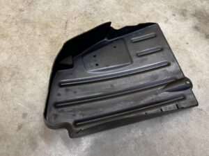 PŁYTA BLACHA OSŁONA PODWOZIA LAND ROVER DISCOVERY 5 V L462