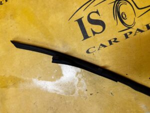 USZCZELKA DRZWI SZYB KAROSERII GÓRNA PRAWA MERCEDES CLS W218 SHOOTING BRAKE