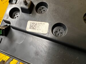 OSŁONA ZAŚLEPKA DESKI KONSOLI LEWA POD KIEROWNICĘ FORD BRONCO 21-