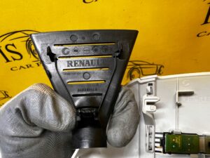 OSŁONA OBUDOWA LUSTERKA WEWNĘTRZNEGO PODSUFITKI RENAULT MEGANE IV HB