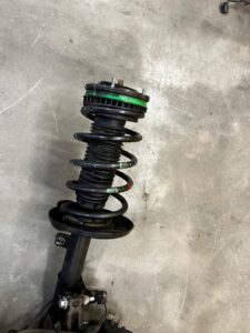 ZWROTNICA AMORTYZATOR PRZÓD PRAWY PEUGEOT 508 I 2.0 HDI RXH 4HYBRID