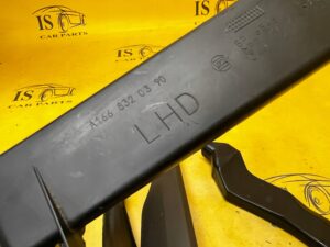 RURA SPUSTOWA WODY PODSZYBIA SZYBY PRZÓD MERCEDES GL X166