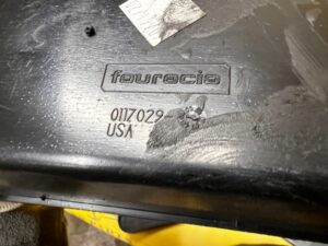 SCHOWEK DESKI ROZDZIELCZEJ KONSOLI BMW X5 E70 X6 E71